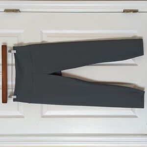 Athleta Elation Train High Waisted 7/8 Cropped Workout Leggings Shadow Grey M